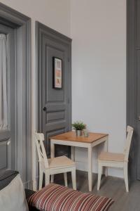 Gallery image of grey l studio apartments Corniche Alexandria Little Venice in Alexandria