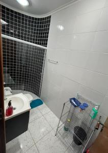 Baðherbergi á Kit próximo USP HC AgriDoce