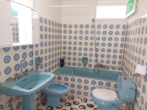 Et badeværelse på Astypalaia Peyki + 15 billeder