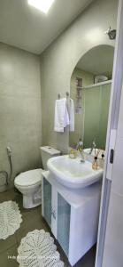 Koupelna v ubytování Chalé confortável para família.