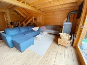 Fotografie z fotogalerie ubytování Chalet in Rossiniere near Glacier & Lake v destinaci Rossinière