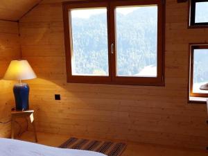 Fotografie z fotogalerie ubytování Chalet in Rossiniere near Glacier & Lake v destinaci Rossinière