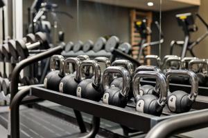 Das Fitnesscenter und/oder die Fitnesseinrichtungen in der Unterkunft Spark by Hilton Vienna Donaustadt