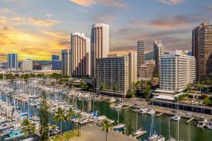 Nespecifikovaný výhled na destinaci Honolulu nebo výhled na město při pohledu z apartmánu