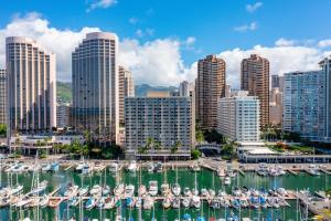 Nespecifikovaný výhled na destinaci Honolulu nebo výhled na město při pohledu z apartmánu