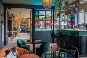 Posezení v ubytování Brit Hotel Kara Sainte Anne d'Auray