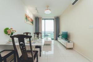 Χώρος καθιστικού στο Macrolink Medini Evergreen Stay 2BR 4pax by Our Stay