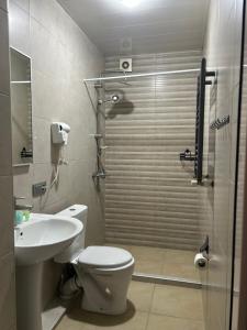 Ένα μπάνιο στο Porta Hostel