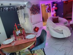 Gambar di galeri bagi Love room le belka di Rive-de-Gier