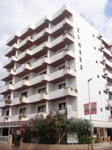 Budynek, w którym mieści się apartament