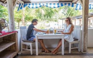 Hosté ubytování Puri Sari Beach Hotel