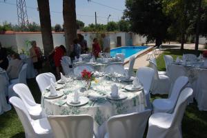 Bazén v ubytování Fantástico chalet en Sevilla nebo v jeho okolí