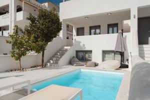 Πισίνα στο ή κοντά στο Villa Amy Agios Prokopis