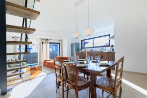 Khu vực ghế ngồi tại Maison Atlantique - Welkeys +17 ảnh