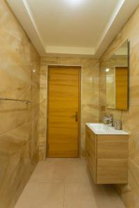 Koupelna v ubytování La Mariposa + 65 fotografií