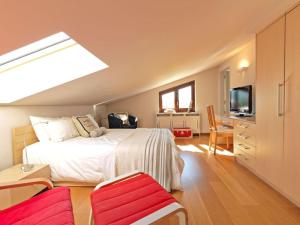 A bed or beds in a room at Armonia Luxury Villa