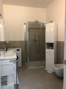A bathroom at Music House - Carozzi Apartments