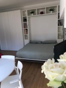 A seating area at Music House - Carozzi Apartments
