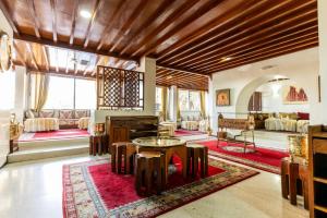 Posezení v ubytování Hotel Le Grand Imilchil