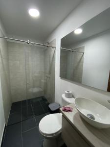 Koupelna v ubytování Hotel Gallery By 70