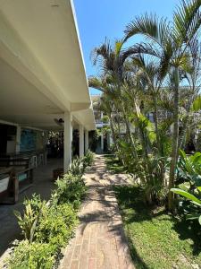 En have udenfor Mango Oceanside Hotel