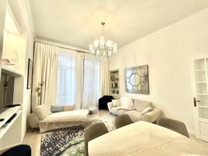 Posteľ alebo postele v izbe v ubytovaní Marina Luxury 3 bedroom by Welcome to Cannes