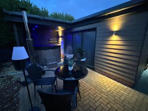 Fotografie z fotogalerie ubytování Sheffield-Apartment-Sleeps4-Parking-HotTub v destinaci Sheffield