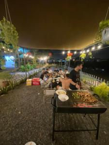 Φωτογραφία από το άλμπουμ του Homestay Phú Xuân σε Ấp Phú Cường