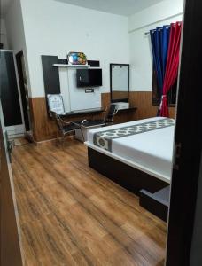 Φωτογραφία από το άλμπουμ του The Maiden's Blush σε Chachyot