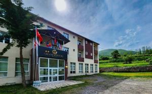 Budova, kde se hotel nachází