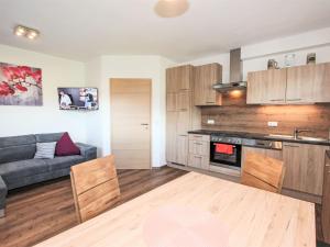 A kitchen or kitchenette at Apartment Dengg by Interhome