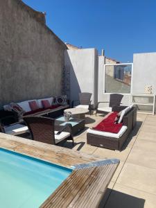 Bazén v ubytování La Novèla, Maison de Village Rooftop nebo v jeho okolí + 18 fotografií