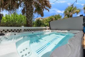 Gallery image of Pisces Rising in Flagler Beach