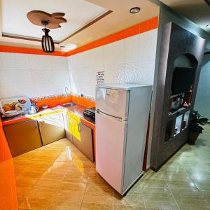 Kuchyň nebo kuchyňský kout v ubytování Hotel nabil