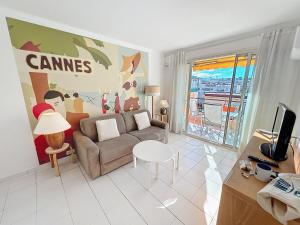 Posedenie v ubytovaní Général Ferrié 3 pcs AR Croisette Martinez by Olam Properties
