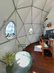 Kuchyň nebo kuchyňský kout v ubytování PRANA hOMe