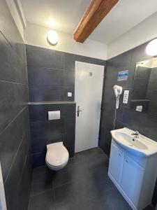 O baie la Dvůr Stráň & Wellness