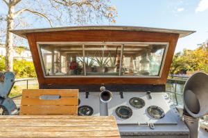 Fotografie z fotogalerie ubytování Péniche de charme avec jacuzzi sur canal du midi v destinaci Toulouse