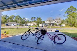 Jízda na kole v ubytování Home Near Flagler Beach, Daytona, Parks and More! nebo okolí