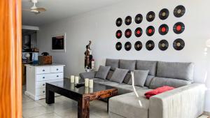 a living room with a couch and a table at I love Marina Greenwich, Altea in Altea