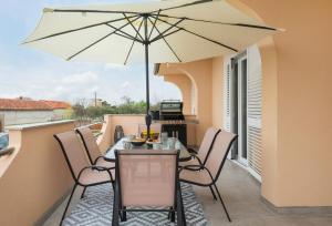 Balkoni atau teres di Beautiful Country Oasis