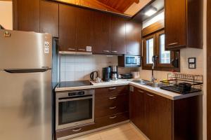 Gallery image of Filotimo RoofGarden Brown Apt in Heraklion
