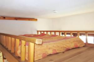 En eller flere senge i et værelse på Studio chaleureux à La Salle-les-Alpes - Vue montagne 19m² + 36 billeder