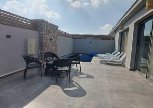 Setusvæði á Private 2BR Apartment with Private Heated Pool at Bali D3