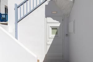 Gambar di galeri bagi Jacuzzi Suite by Divalproperties-Mykonos di Megali Ammos