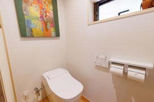 Ένα μπάνιο στο 古民家宿THYME（タイム） +23 φωτογραφίες