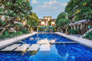 Bazén v ubytování Rama Garden Hotel Bali nebo v jeho okolí