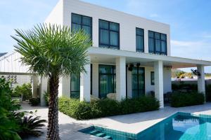 Πισίνα στο ή κοντά στο Phuket Villa Sofia
