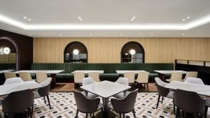 Posezení v ubytování Hotel The Botanik Sewoon Myeongdong