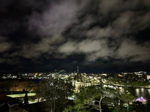 Nespecifikovaný výhled na destinaci Dalat nebo výhled na město při pohledu z hotelu